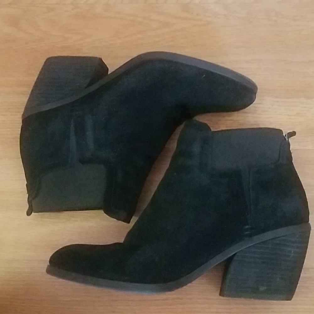 GUESS Black Suede Ankle Boot